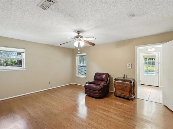 503  Summit Ridge Drive , Euless Texas 76039