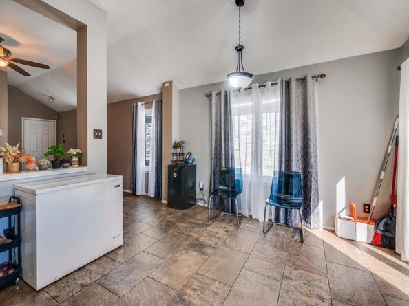 7411  Marsland Lane , Arlington Texas 76001