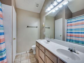 7411  Marsland Lane , Arlington Texas 76001