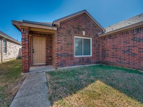 7411  Marsland Lane , Arlington Texas 76001