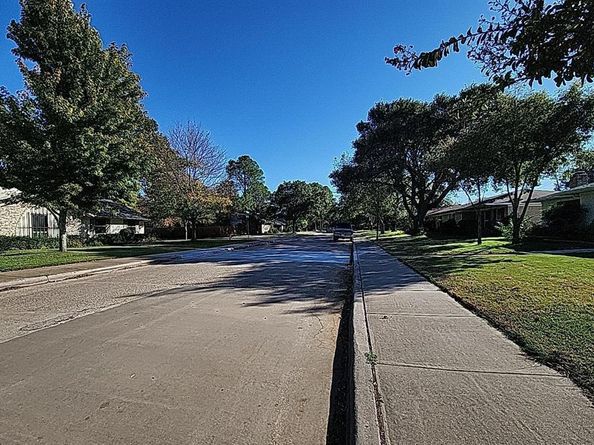 610  Pinebluff Drive , Lewisville Texas 75067