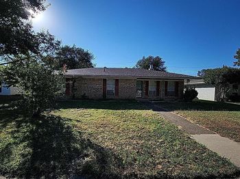610  Pinebluff Drive 