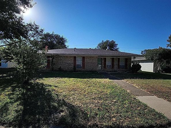 610  Pinebluff Drive , Lewisville Texas 75067