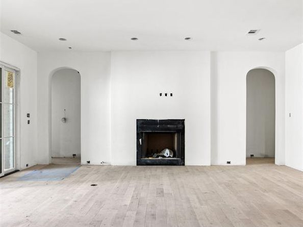 4041  Highgrove Drive , Dallas Texas 75220