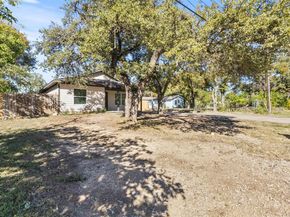 441  Calgary Road , Azle Texas 76020