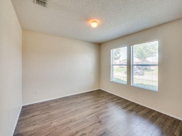 1412  Bumble Bee Drive , Lancaster Texas 75134