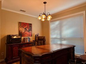 1300  Memory Lane  5214, Arlington Texas 76011