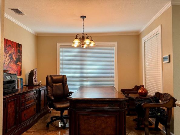 1300  Memory Lane  5214, Arlington Texas 76011