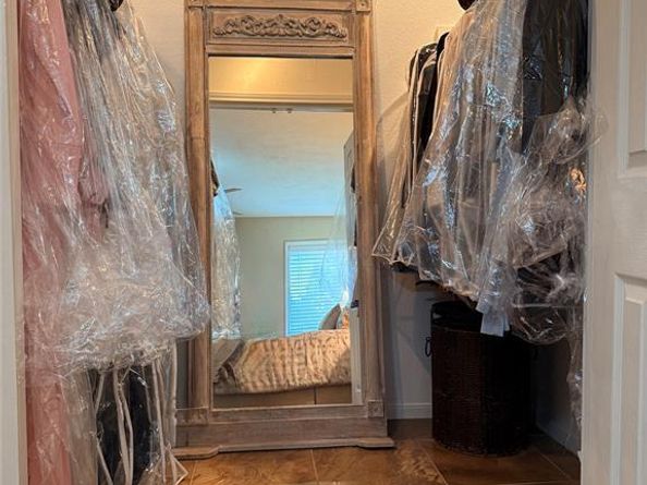 1300  Memory Lane  5214, Arlington Texas 76011