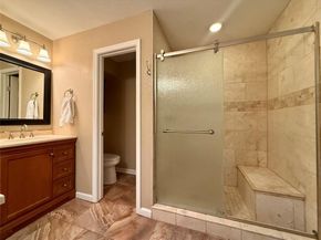 1300  Memory Lane  5214, Arlington Texas 76011