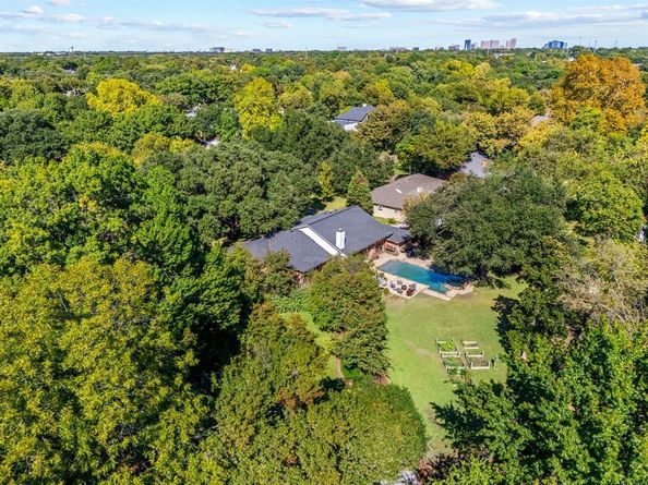 10710  Morning Glory Drive , Dallas Texas 75229