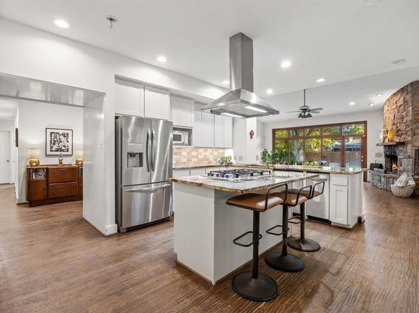 10710  Morning Glory Drive , Dallas Texas 75229