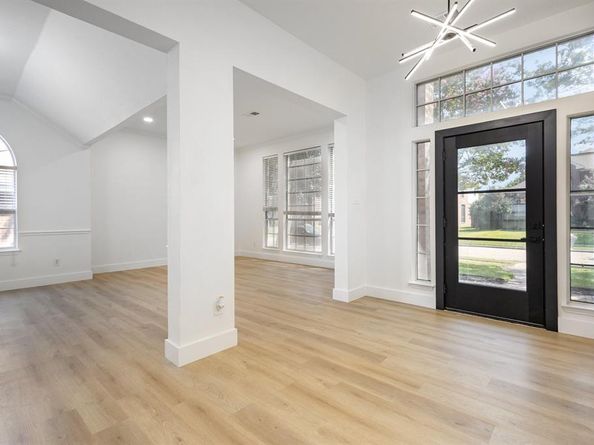2325  Flanders Lane , Plano Texas 75025