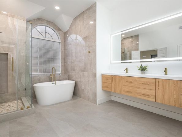 2325  Flanders Lane , Plano Texas 75025