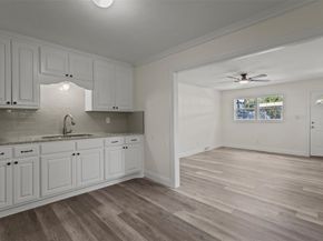 1004 W Boyce Avenue , Fort Worth Texas 76115
