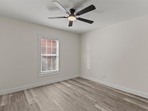 1004 W Boyce Avenue , Fort Worth Texas 76115