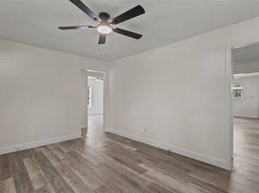 1004 W Boyce Avenue , Fort Worth Texas 76115