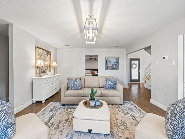 12935  Chandler Drive , Dallas Texas 75243