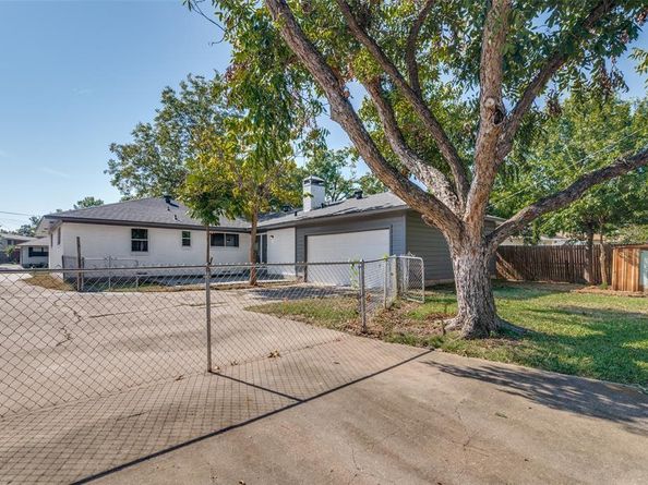 1309  Mayfield Avenue , Garland Texas 75041