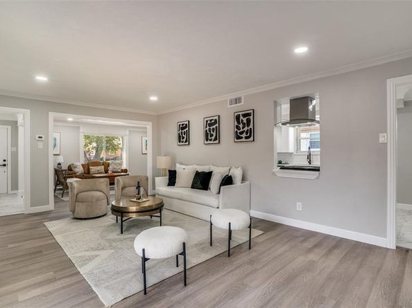 1309  Mayfield Avenue , Garland Texas 75041