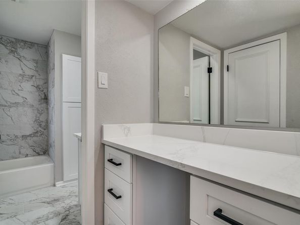 1309  Mayfield Avenue , Garland Texas 75041
