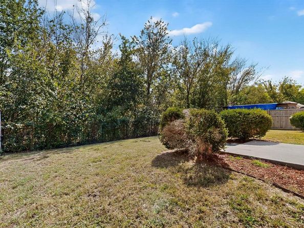 2224  Hummingbird Way , Mesquite Texas 75181