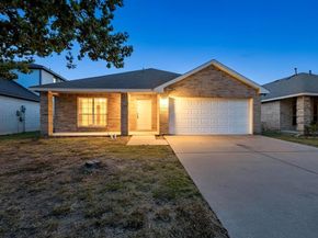 2224  Hummingbird Way , Mesquite Texas 75181