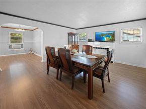 635  Richmondell Avenue , Dallas Texas 75211
