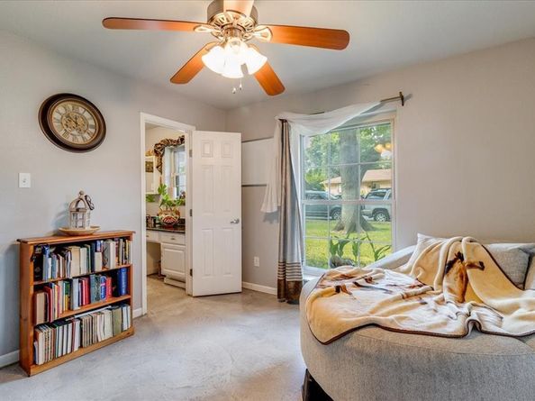 3483  Navajo Circle , Dallas Texas 75224