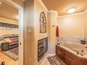 300  Shoreline Drive , Azle Texas 76020