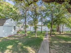300  Shoreline Drive , Azle Texas 76020