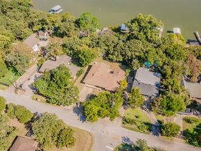 300  Shoreline Drive , Azle Texas 76020