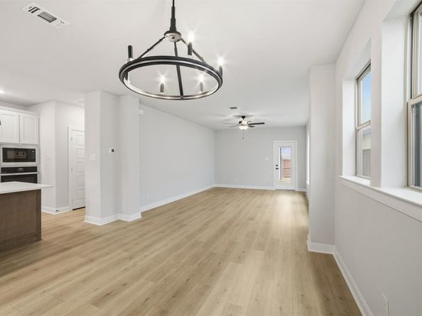 1104  Almond Blossom Circle , Crowley Texas 76036