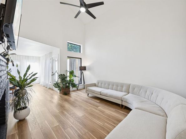 1308  Boardwalk Street , Arlington Texas 76011