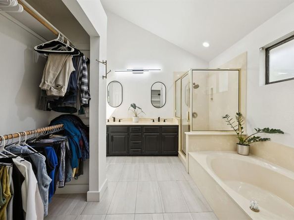 1308  Boardwalk Street , Arlington Texas 76011