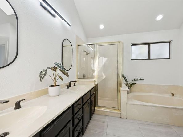 1308  Boardwalk Street , Arlington Texas 76011