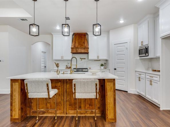 3416  Mount Horum Way , Fort Worth Texas 76105