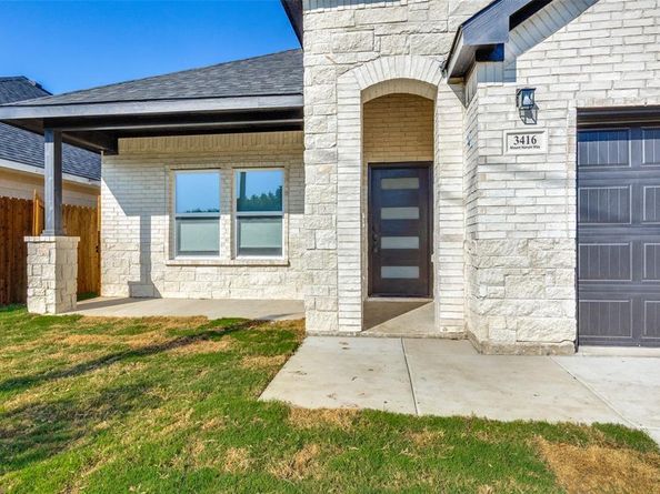 3416  Mount Horum Way , Fort Worth Texas 76105