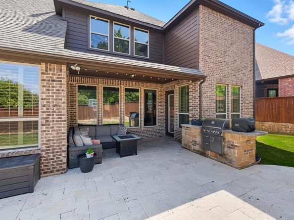 7104  Mitchell Court , Lantana Texas 76226