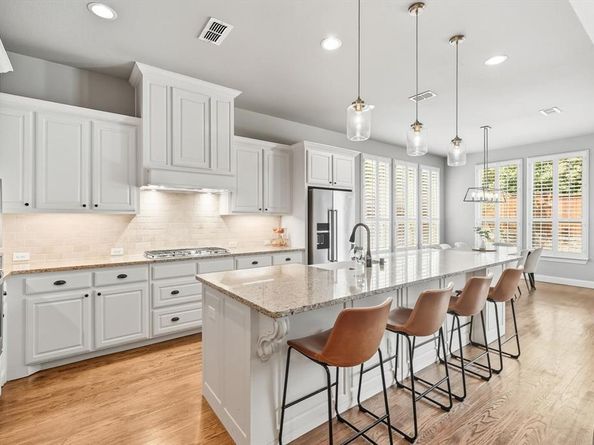 7104  Mitchell Court , Lantana Texas 76226