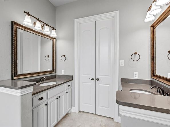 7104  Mitchell Court , Lantana Texas 76226