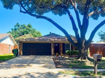 2414  Norway Drive 