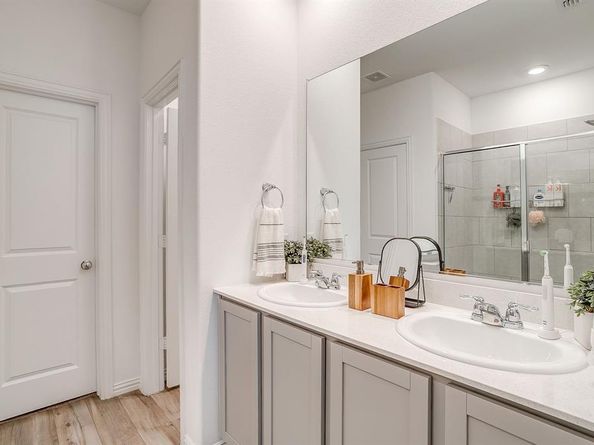 3032  Riddler Way , Little Elm Texas 75068