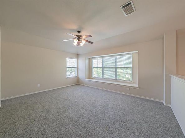 1033  Hayden Lane , Savannah Texas 76227