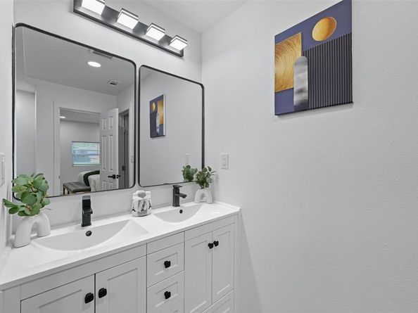 6524  Davidson Street , Richland Hills Texas 76118