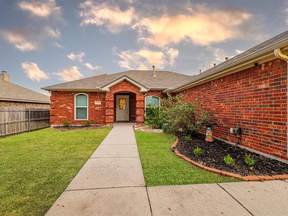 8908  Jill Street , White Settlement Texas 76108