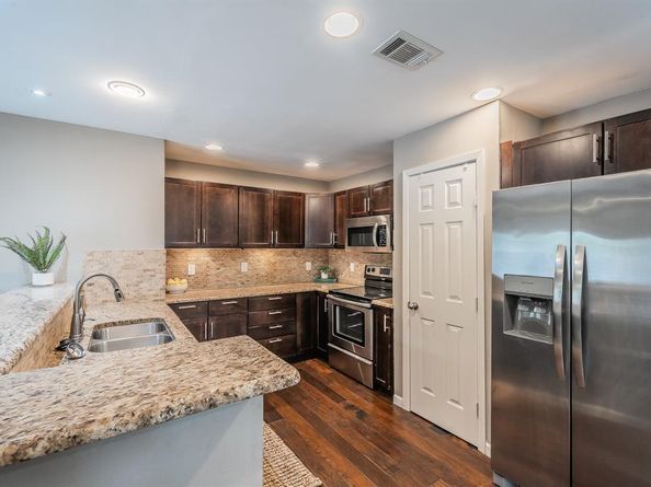 635  Winchester Drive , Richardson Texas 75080