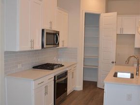 338  Almanor Street , Lewisville Texas 75056