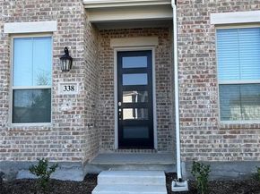 338  Almanor Street , Lewisville Texas 75056