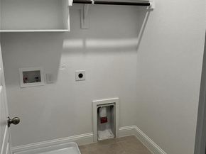 338  Almanor Street , Lewisville Texas 75056